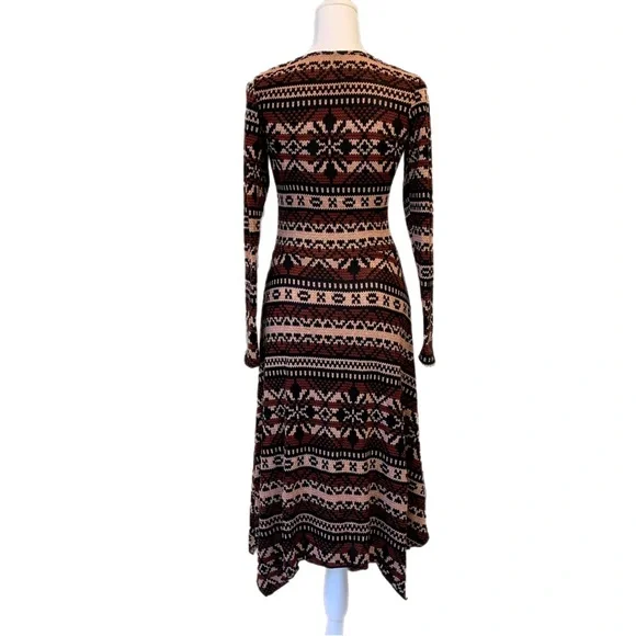 NWT My Beloved Long Sleeve Hanker chief Hem Feather Tassel Sweater Dress size S - Picture 2 of 14